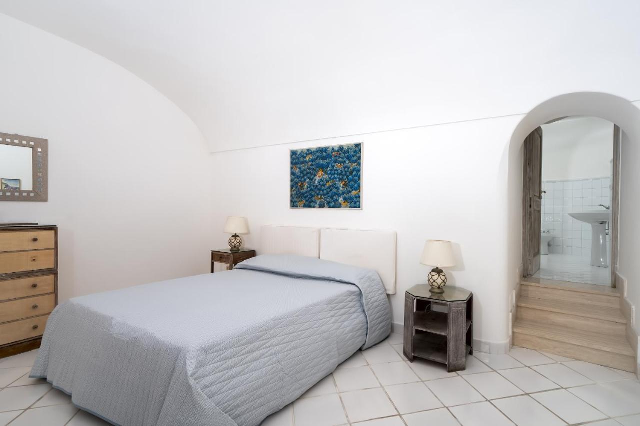 I Tre Soli Apartments By Caprirooms Bagian luar foto